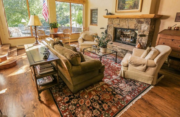 Log cabin living