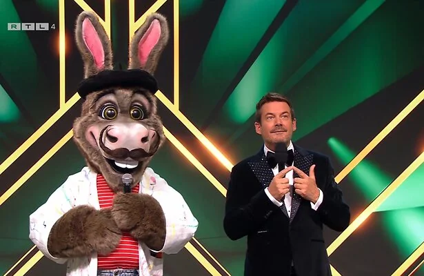 Tina Nijkamp doet teleurstellende ontdekking over The masked singer: ‘Helaas!’