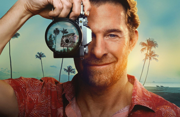 Scott Speedman in R.J. Decker