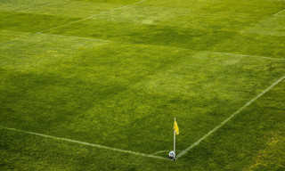 Vriendschappelijk voetbal samenvatting