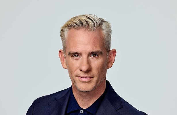 Art Rooijakkers gaan we terugzien in Nieuws van de Dag. 