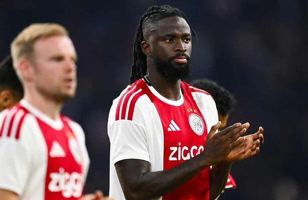Toluwalase Arokodare van Ajax