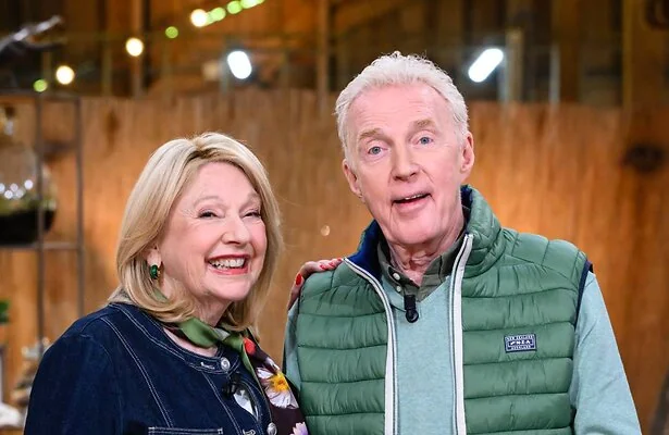 Janny van der Heijden en André van Duin in Beestenboel