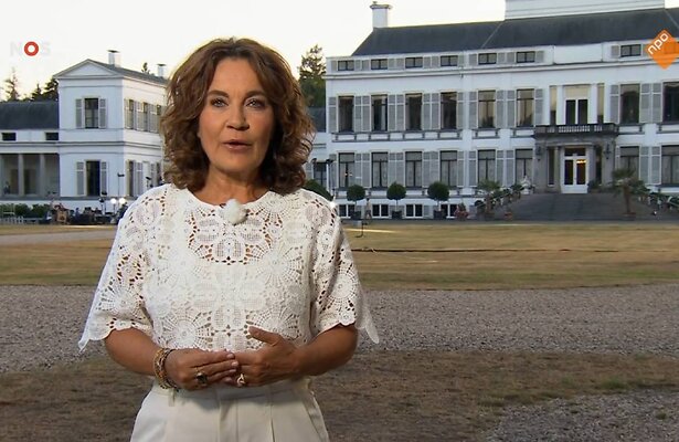 Dione de Graaff in De Avondetappe op NPO 1.