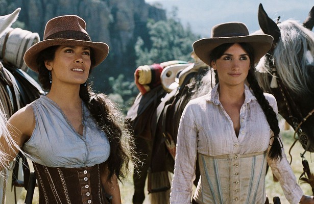 Salma Hayek en Penélope Cruz in Bandidas