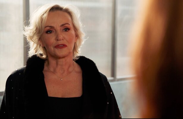 Lone van Roosendaal in GTST
