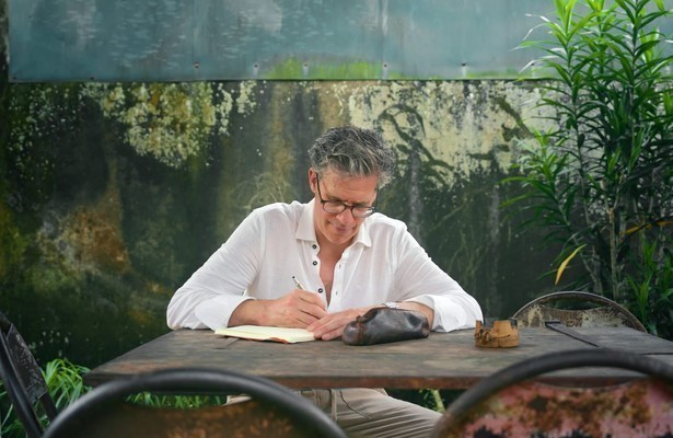 Erik Dijkstra voor Brieven aan Hueting