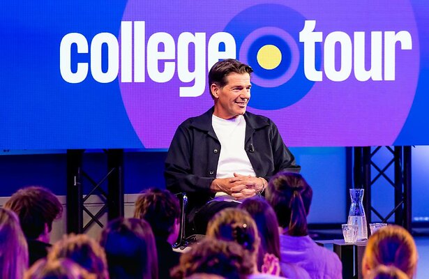 Twan Huys tijdens College Tour