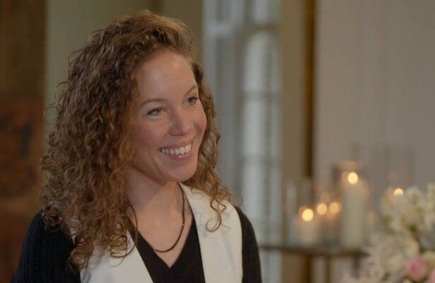 CIndy in Married at First Sight.