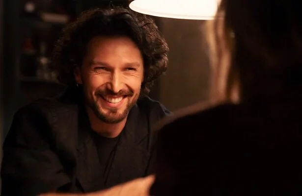 Diego González-Clark op de set van GTST.