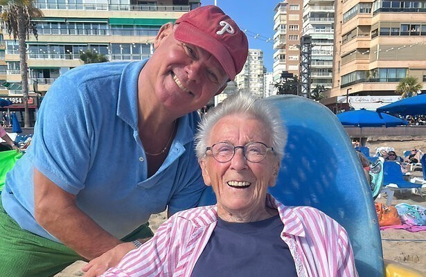 Paul de Leeuw en Nel in Een Vergetelijk Mooie Reis