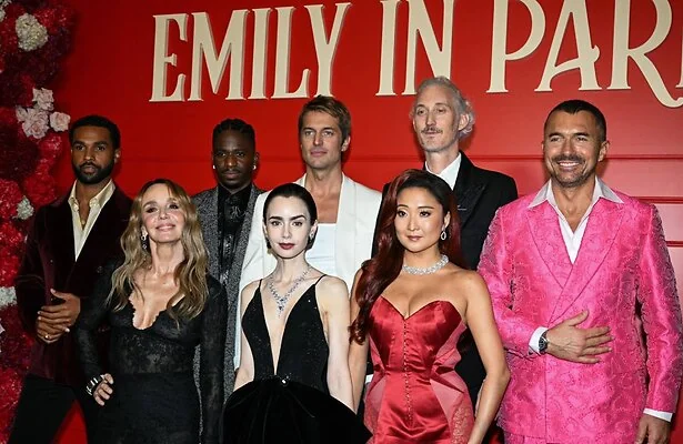 De cast van Emily in Paris.