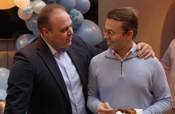 Frans en Jan Bauer in De Bauers, Een Nieuwe Fase