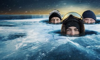 Gold divers