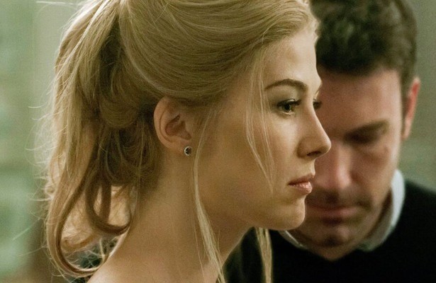 Rosemund Pike en Ben Affleck in Gone Girl