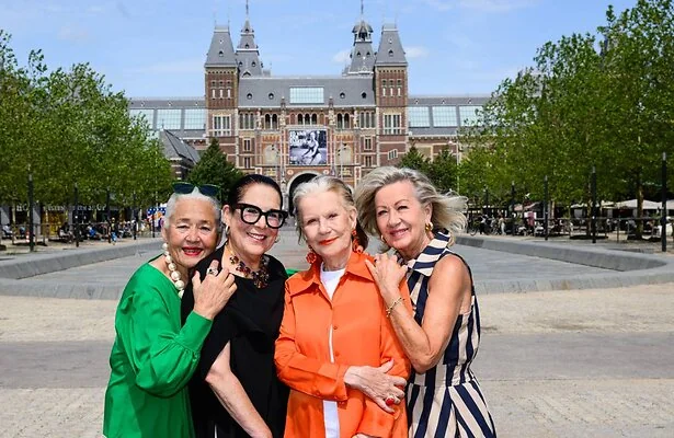 De Grannies van Amsterdam - seizoen 3 persbeeld.
