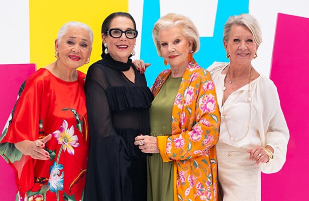 Mug, Lorraine, Joanita en Tonneke voor De Grannies van Amsterdam