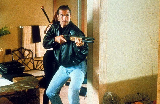 Steven Seagal als Mason Storm in Hard to Kill