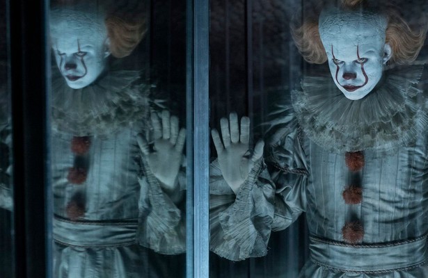 Bill Skarsgård als Pennywise in It: Chapter Two