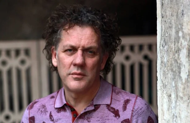 Persfoto Kees van der Spek Ontmaskert.