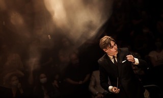 Klaus Mäkelä, Royal Concertgebouw Orchestra : Sibelius, Mozart