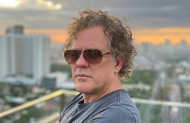 Kees van der Spek Ontmaskert