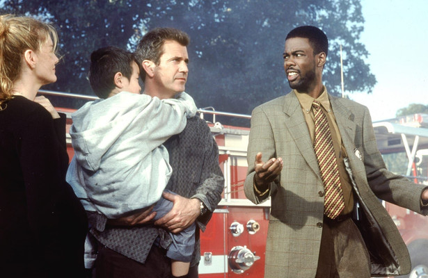 Rene Russo, Mel Gibson, Steven Lam en Chris Rock in Lethal Weapon 4