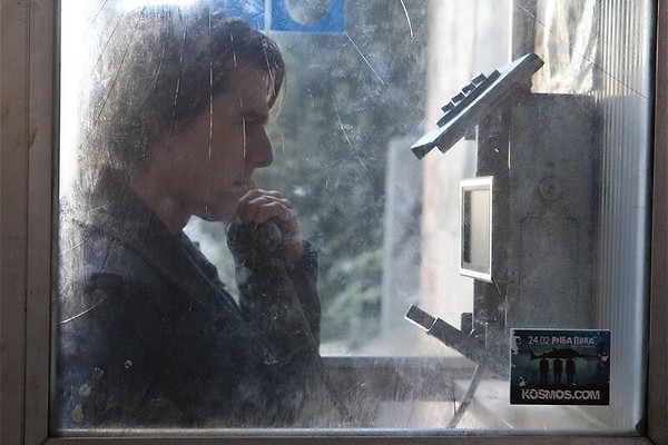Tom Cruise rmoet rennen, springen, vliegen, duiken, vallen, opstaan en weer doorgaan