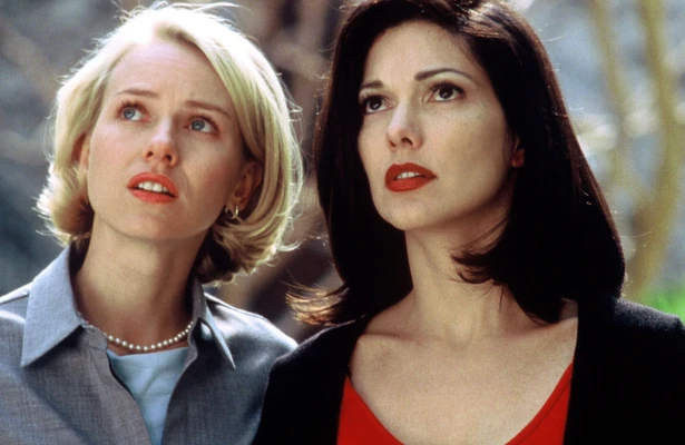 Naomi Watts en Laura Harring in Mulholland Drive