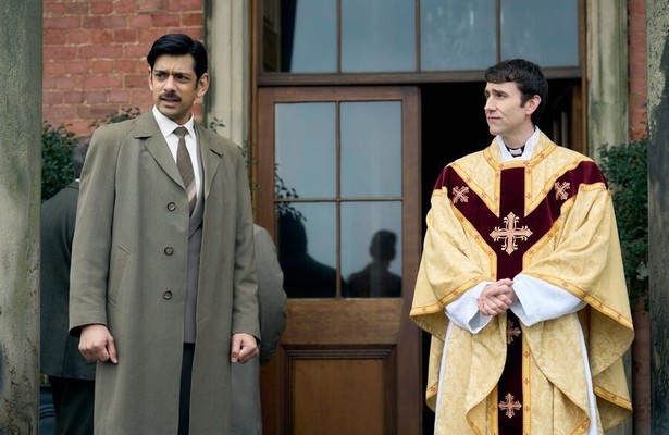 Amit Shah en Matthew Lewis in Murder before Evensong