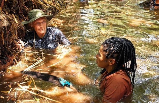 Natasja Gibbs in Natuur in de Cariben