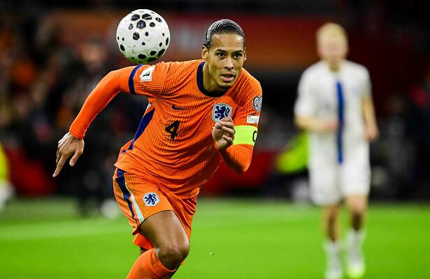 Virgil van Dijk voor Oranje