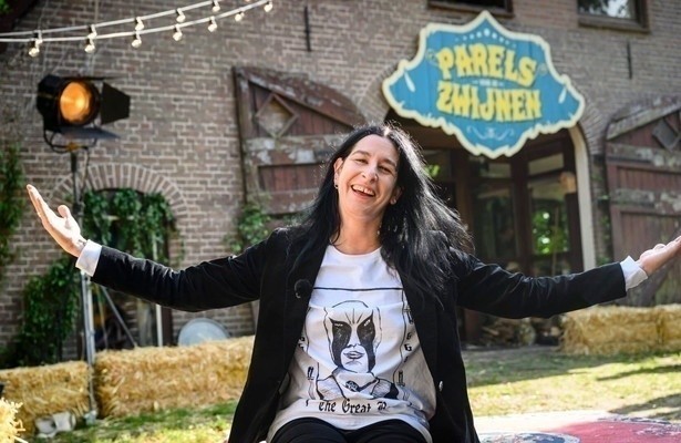 Raven van Dorst voor Parels voor de Zwijnen