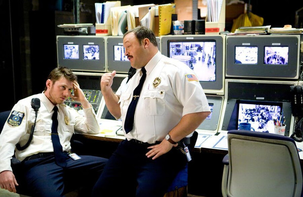Kevin James in Paul Blart: Mall Cop