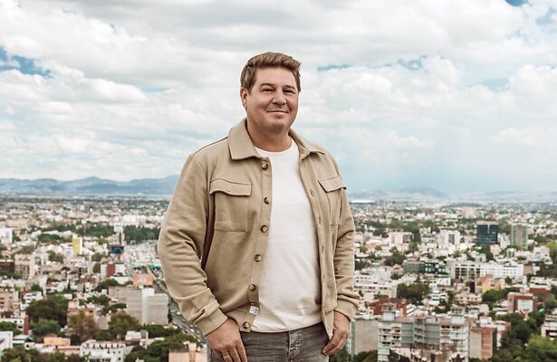 Martijn Krabbé voor Race across the World
