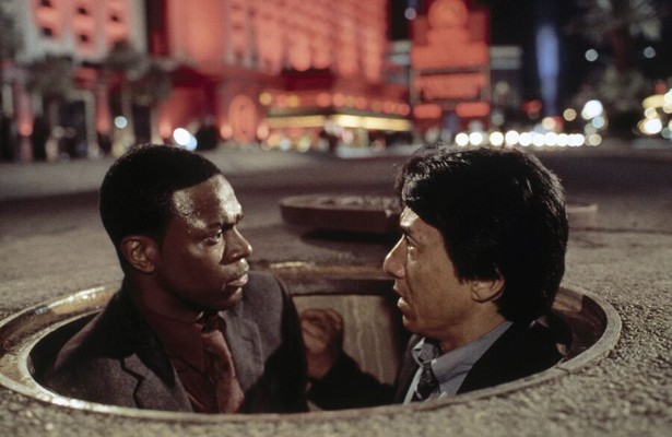 Jackie Chan en Chris Tucker in Rush Hour 2