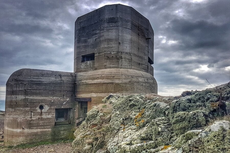 Secret nazi bases