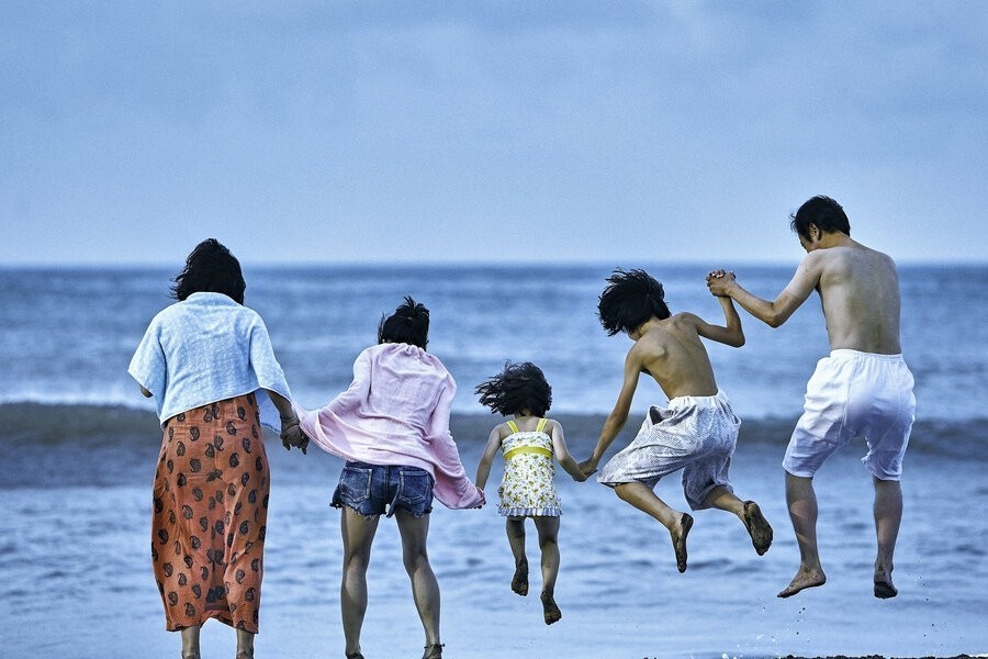 Shoplifters