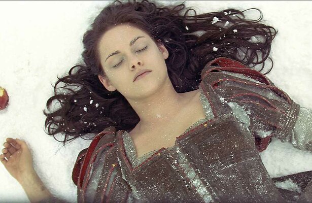 Kristen Stewart in Snow White and the Huntsman
