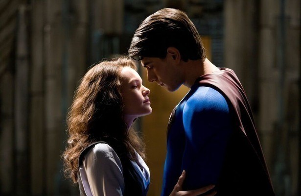 Brandon Routh en Kate Bosworth in Superman Returns