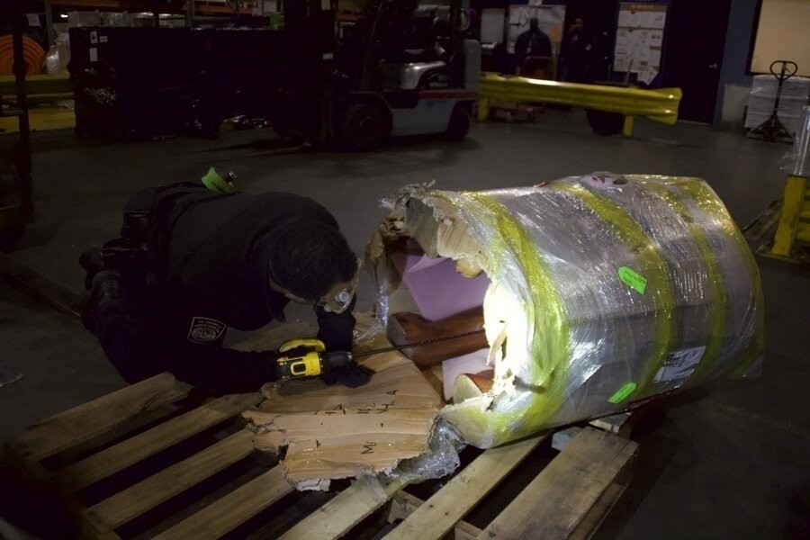To catch a smuggler