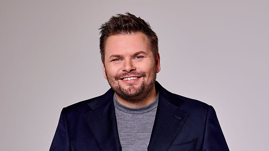Thomas van Groningen presenteert de laatste week van De Oranjezomer op SBS6