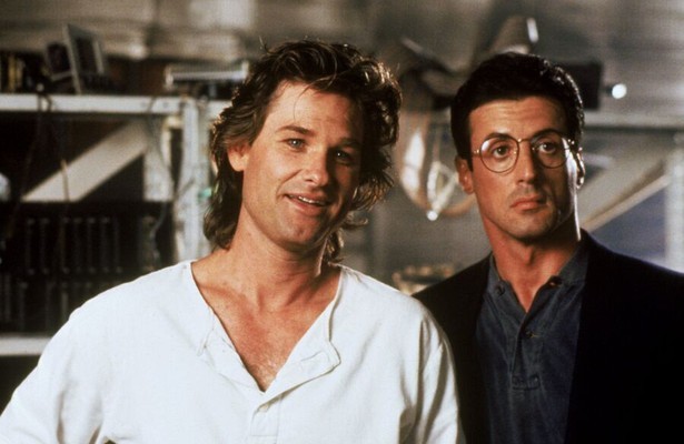 Kurt Russell als Gabriel Cash en Sylvester Stallone als RayTango in Tango & Cash