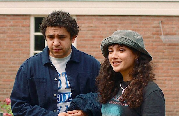 Sabri Saddik en Tara Hetharia in Dertigers