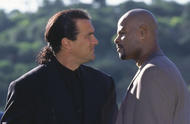 Steven Seagal en Keenan Ivory Wayans in The Glimmer Man