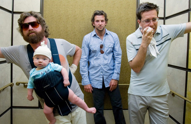Zach Galifianakis, Bradley Cooper en Ed Helms in The Hangover