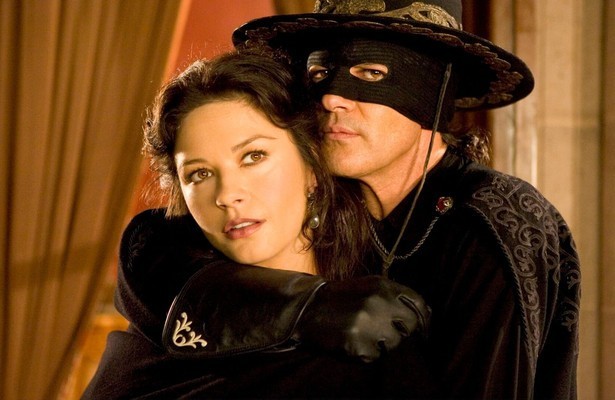 Catherine Zeta-Jones en Antonio Banderas in The Legend of Zorro