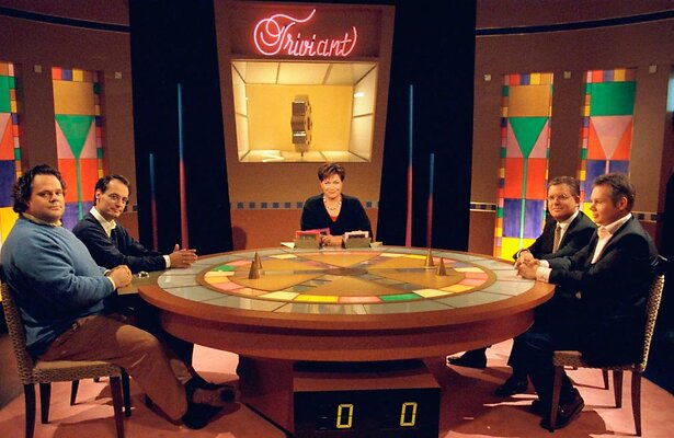 Oude beelden van het programma Triviant met Tineke Verburg als presentatrice.
