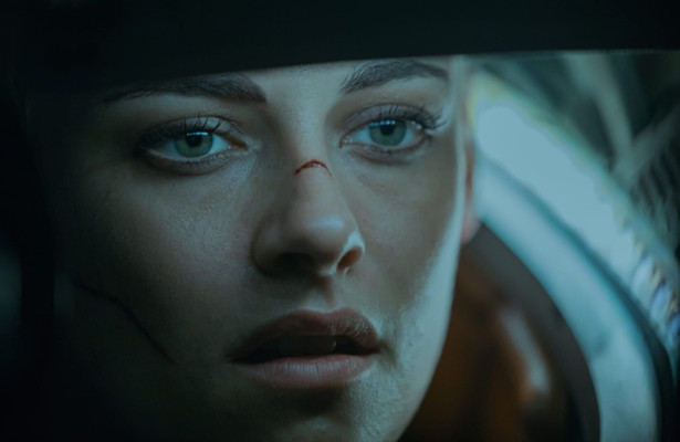 Kirsten Stewart in Underwater