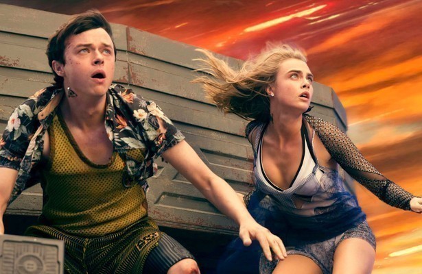 Cara Delevingne en Dane DeHaan in Valerian and the City of a Thousand Planets